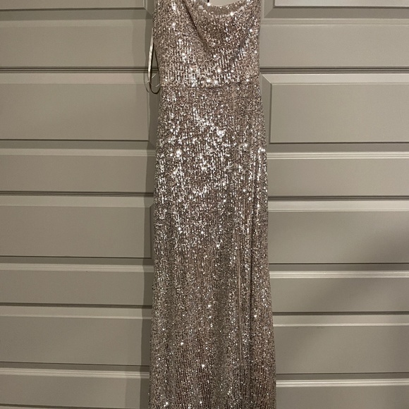 Xscape One-Shoulder Sequin Gown - Picture 6 of 7